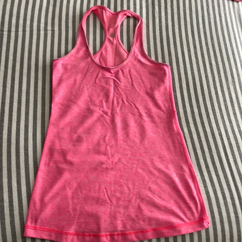 Lululemon racerback tank size 6